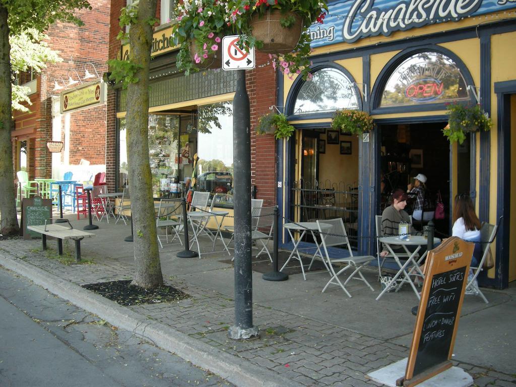 Apartment Canalside Restaurant, & Kitchen Store