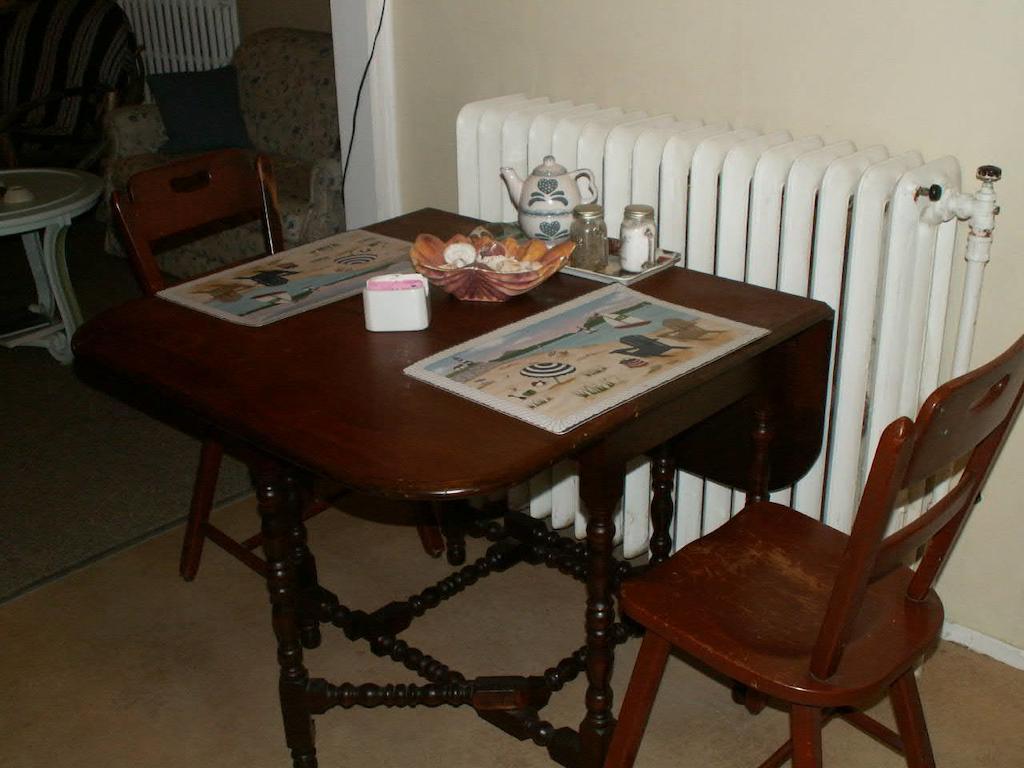 Canalside Restaurant, & Kitchen Store Apartment