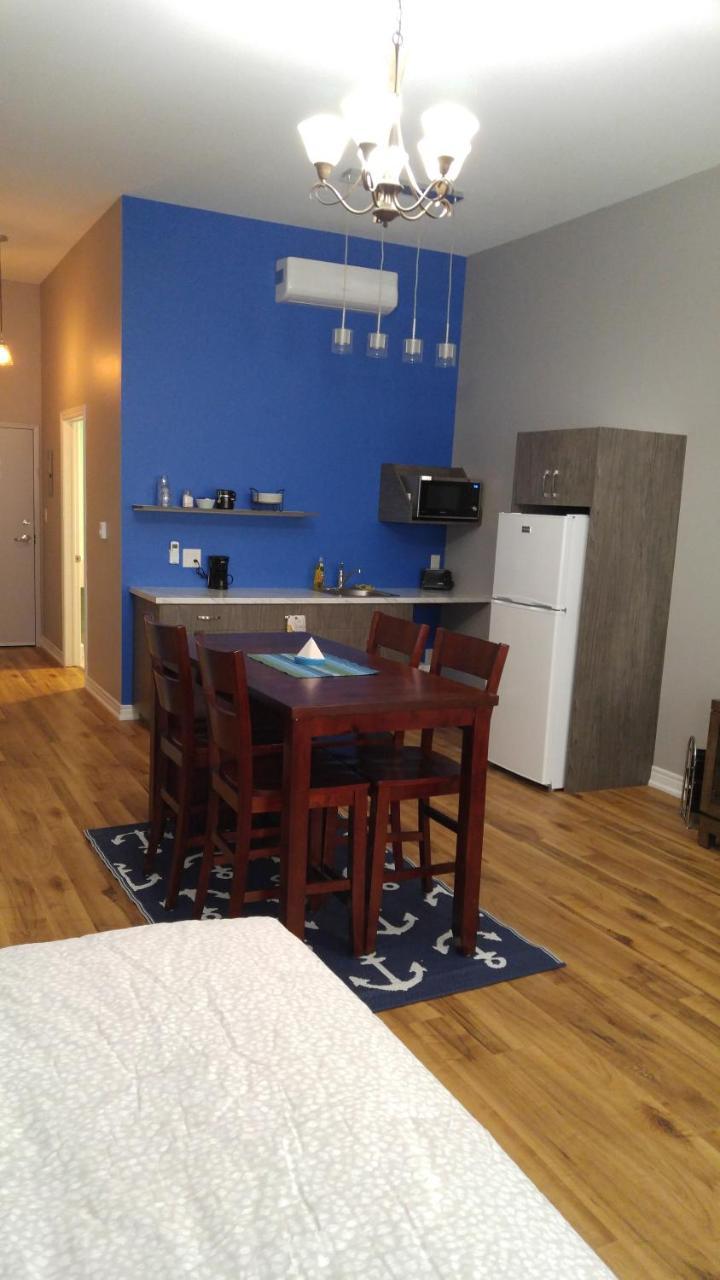 Canalside Restaurant, & Kitchen Store *